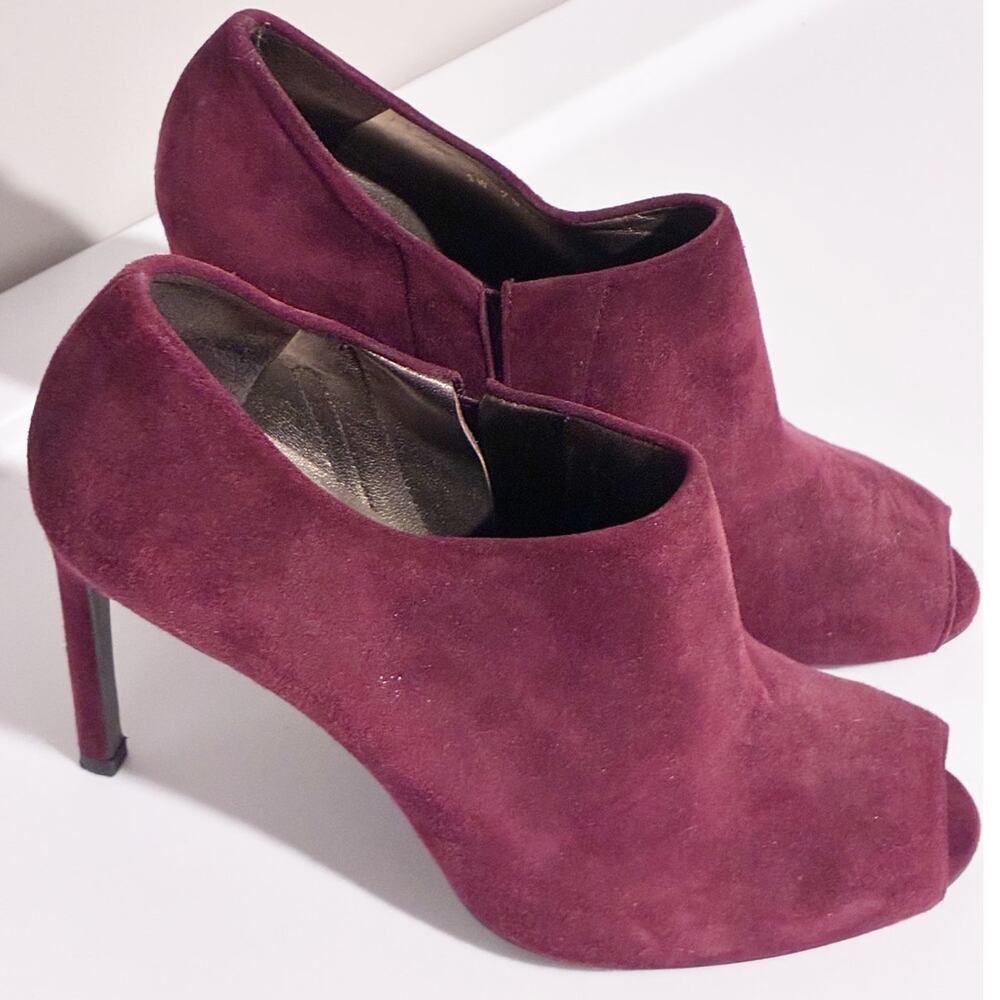 Stuart Weitzman Altamira Womens Shoes Heels Burgundy Suede 9